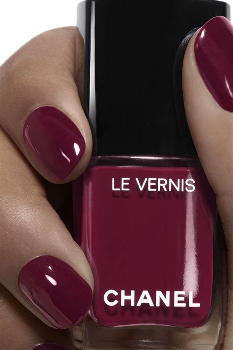 chanel le vernis 512 mythique|chanel le vernis nail color.